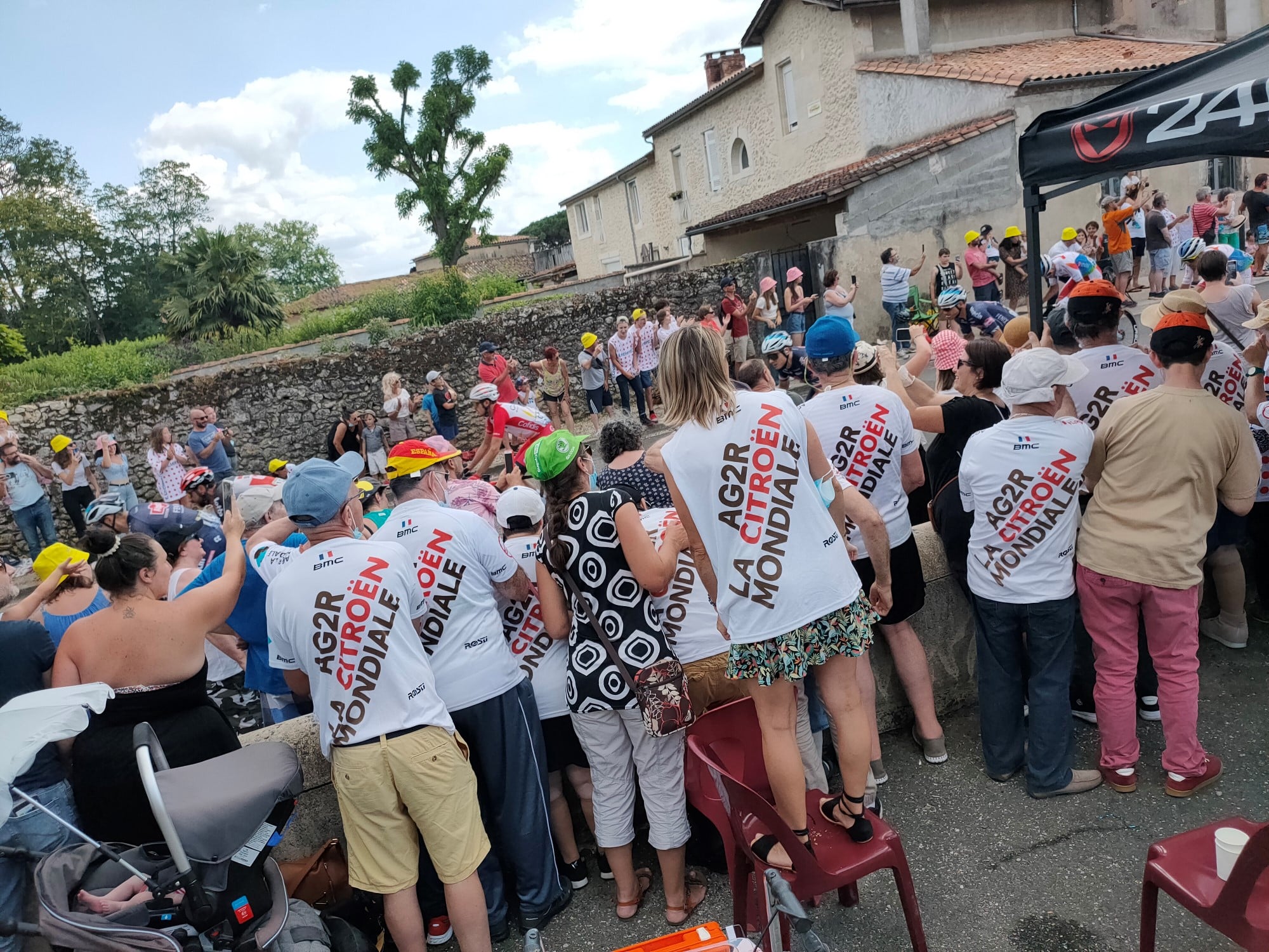 TOUR DE FRANCE<br> Le foyer de Saint-Michel sur la 20ème étape Girondine !