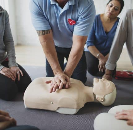 FORMATION PREMIERS SECOURS – Apprenez à sauver vos proches !