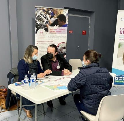 FORUM POUR L’EMPLOI – L’Adapei de la Gironde rencontre Défense Mobilité à Cazaux