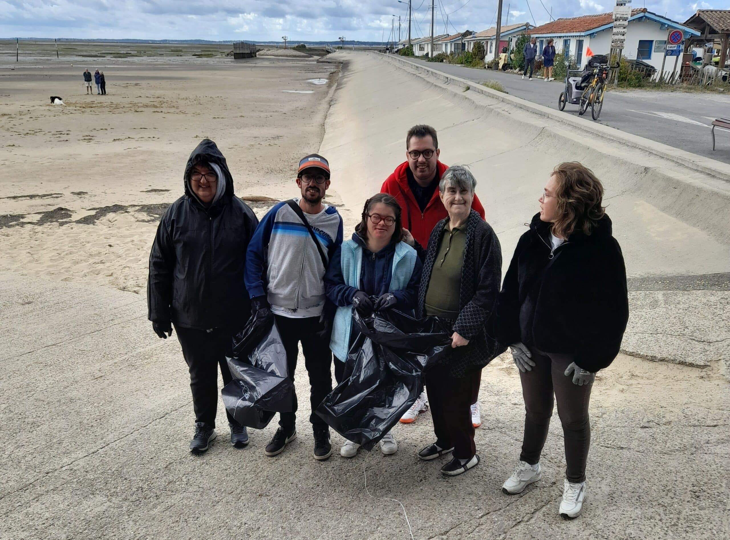 [ENVIRONNEMENT] Un littoral plus propre avec l’ESAT d’Audenge !