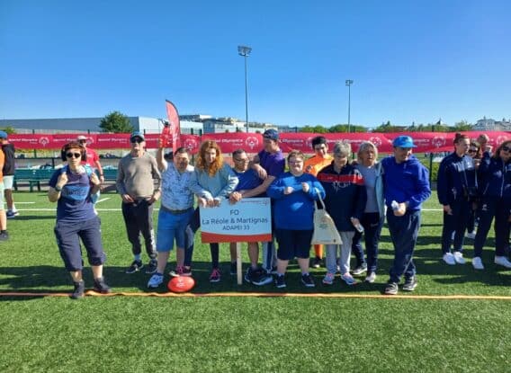 [SPORT HANDICAP] Immersion parisienne et tournoi de Flag Rugby pour trois établissements !