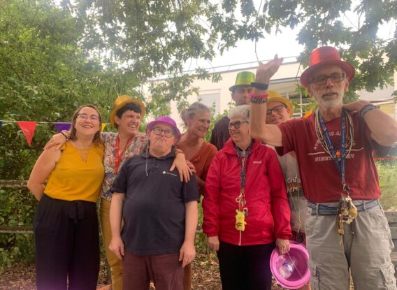 [LIEN SOCIAL] Retrouvailles entre le FO-FAM Gujan-Mestras et Gérard, ancienne personne accompagnée