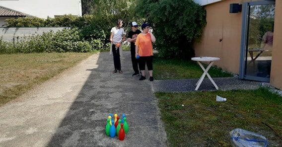 Des parents bénévoles engagés pour enrichir le quotidien des résidents du Foyer Martignas-sur-Jalle