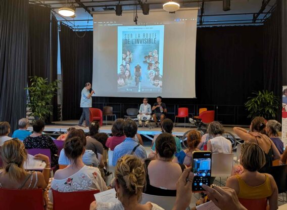“Sur la route de l&rsquo;invisible”, rendre visible les parcours des personnes avec autisme