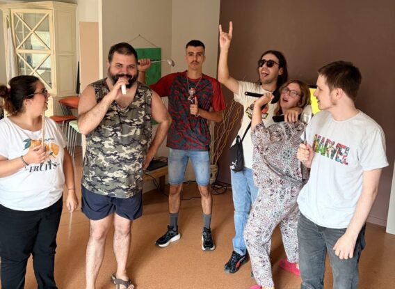 À l’UH Blanquefort, un karaoké improvisé pour partager un bon moment !
